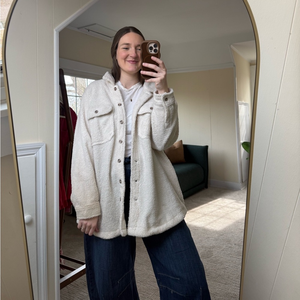 Universal Threads Sherpa